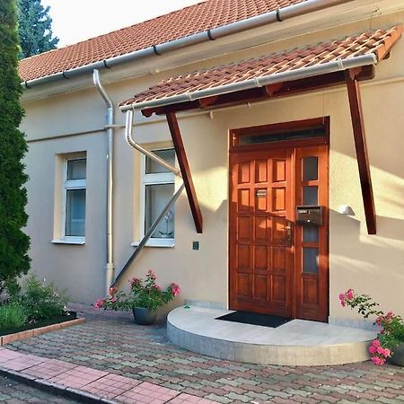 Andrea Apartman Miskolc Belvarosaban Esterno foto