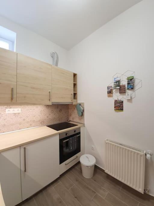 Andrea Apartman Miskolc Belvarosaban Esterno foto