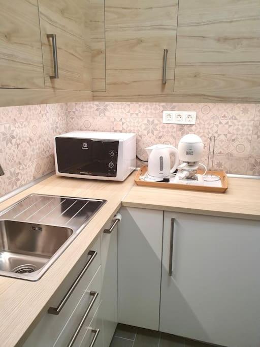 Andrea Apartman Miskolc Belvarosaban Esterno foto