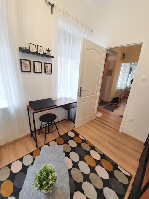 Andrea Apartman Miskolc Belvarosaban Esterno foto