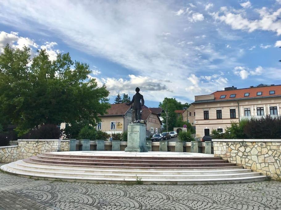 Andrea Apartman Miskolc Belvarosaban Esterno foto